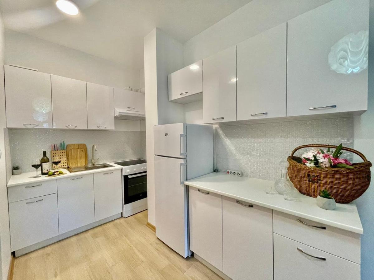 Olive Square Apartment Budva Zewnętrze zdjęcie