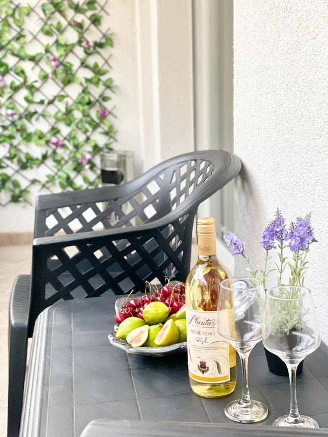Olive Square Apartment Budva Zewnętrze zdjęcie